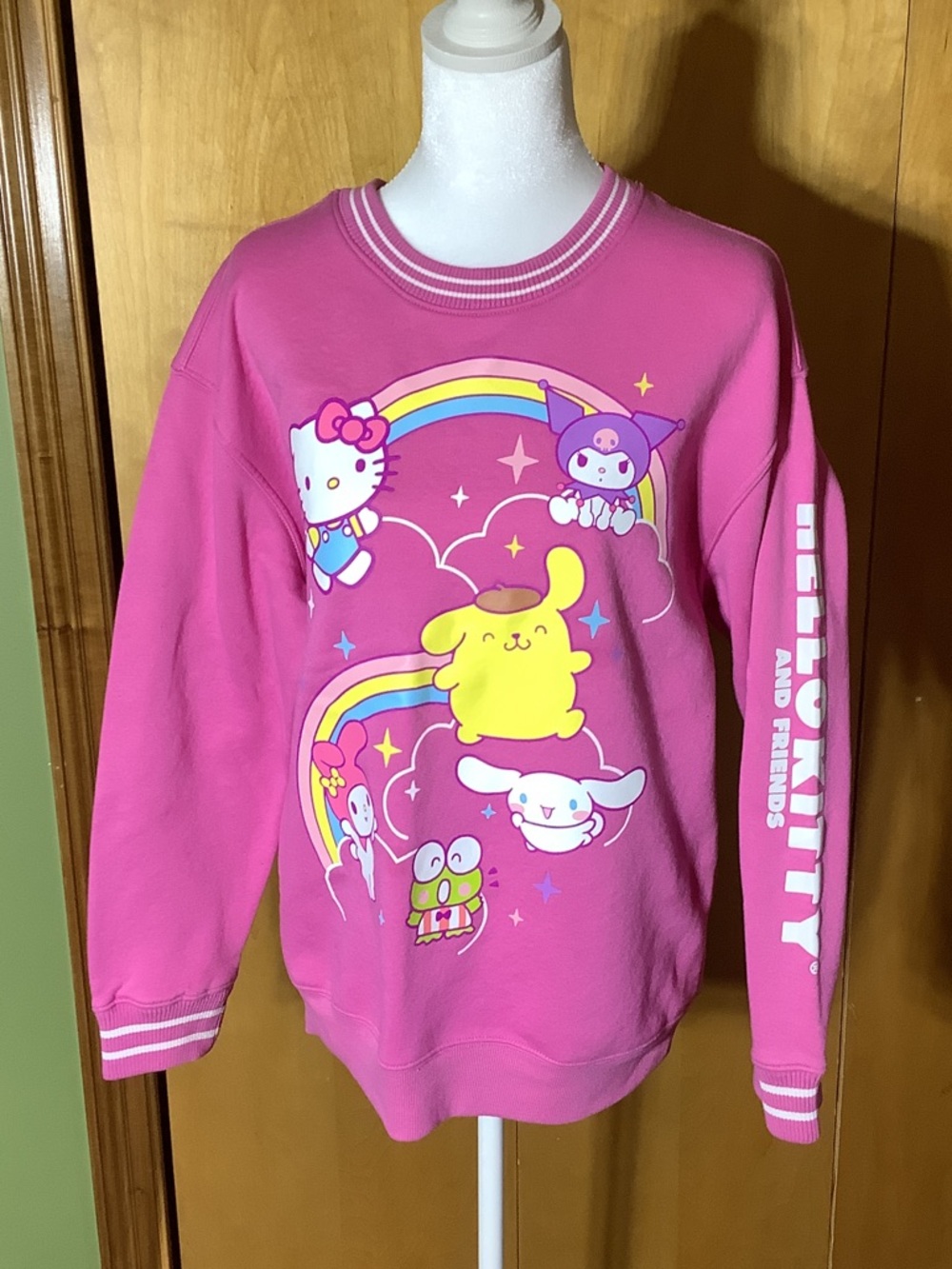 Hello Kitty & Friends pink crewneck sweatshirt, size medium